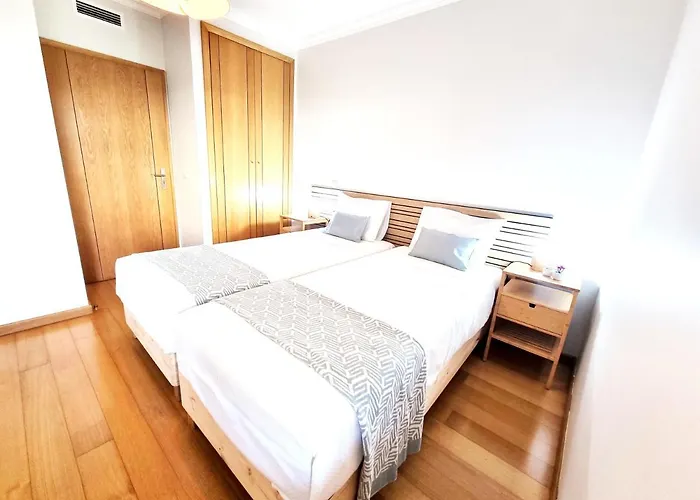 Casa Pedra Da Nau- 2 Bedroom @figueira Da Foz Διαμέρισμα *